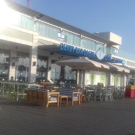 Ashkelon A Front Of The Sea Apartment Exterior photo